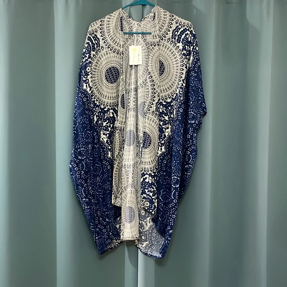 NWT lotus and luna Cape Cod Mandala Kimono, blue and white - Picture 1 of 6